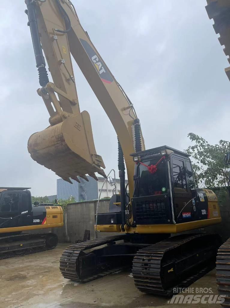CAT 320 D Pásová rýpadla