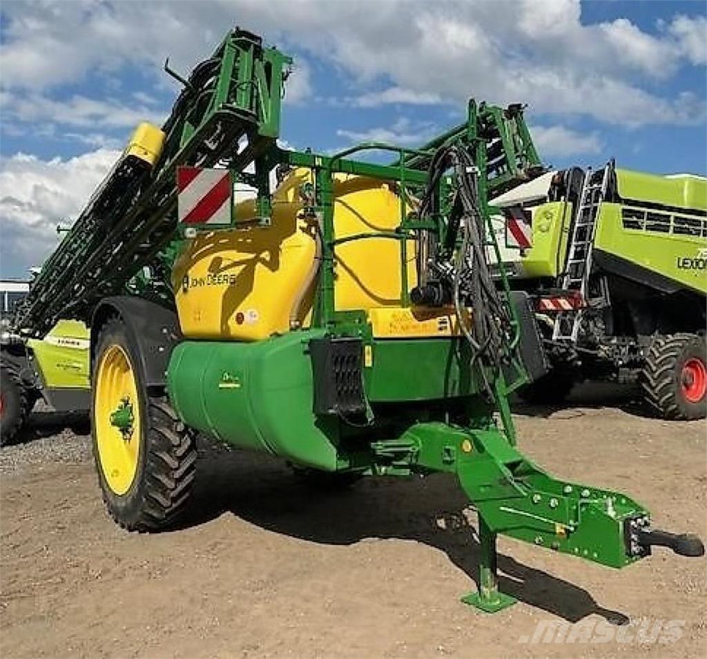 John Deere R740i Tažené postřikovače