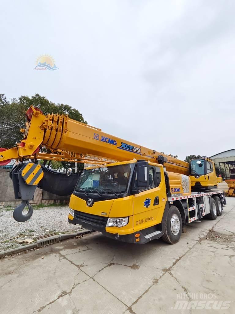 XCMG XCT 25L5-1 Univerzální terénní jeřáby