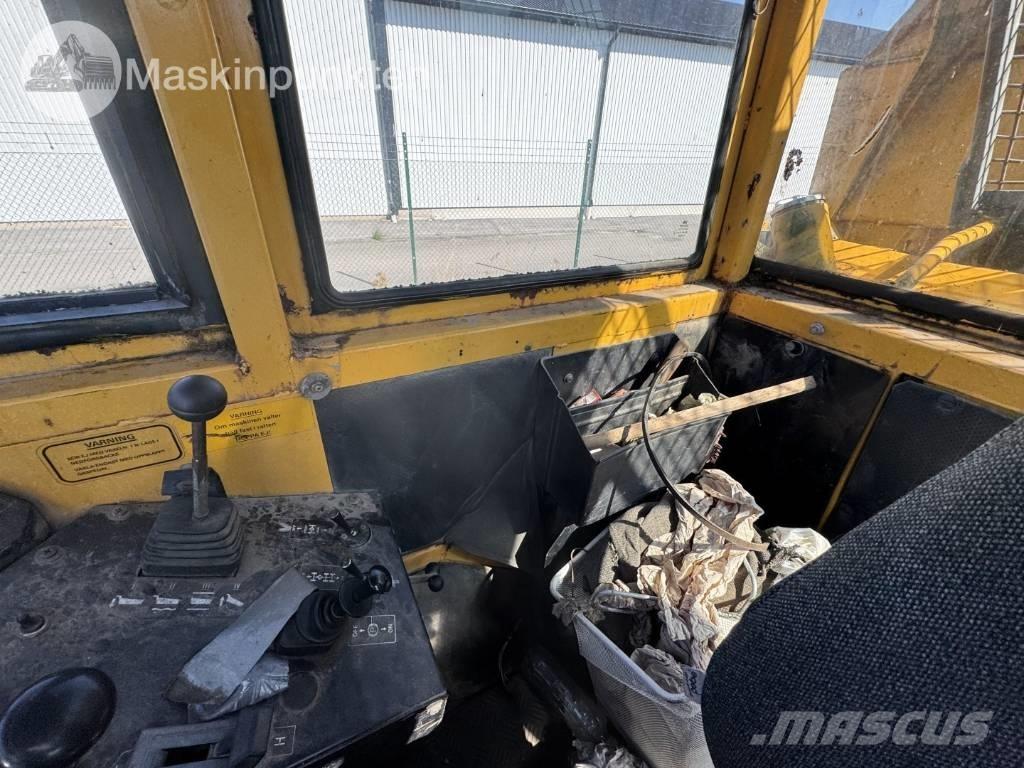 Volvo A 25 C Kloubové dempry