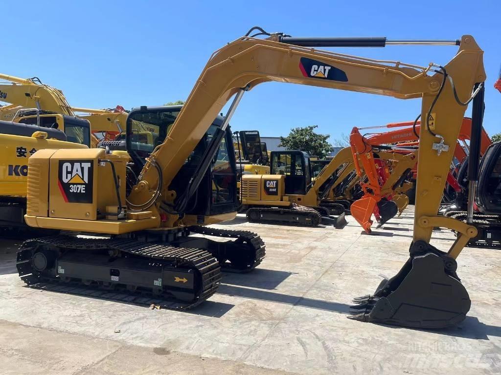 CAT 307 E Mini rýpadla < 7t