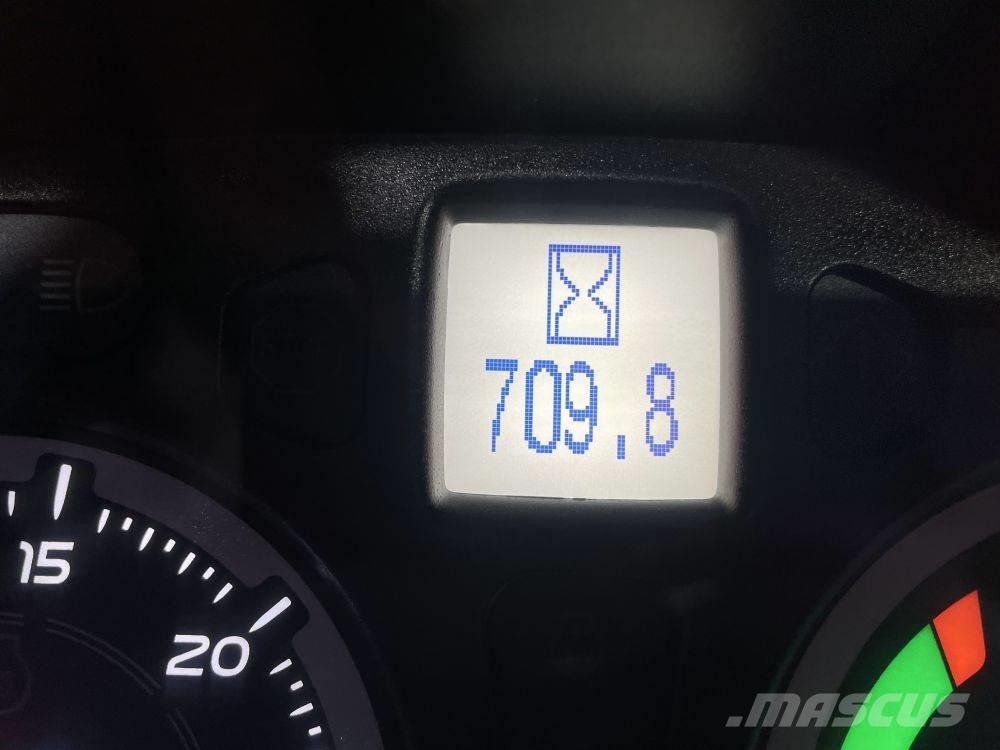 New Holland T 6.180 Traktory