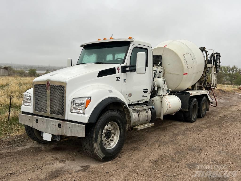 Kenworth T 880 Další