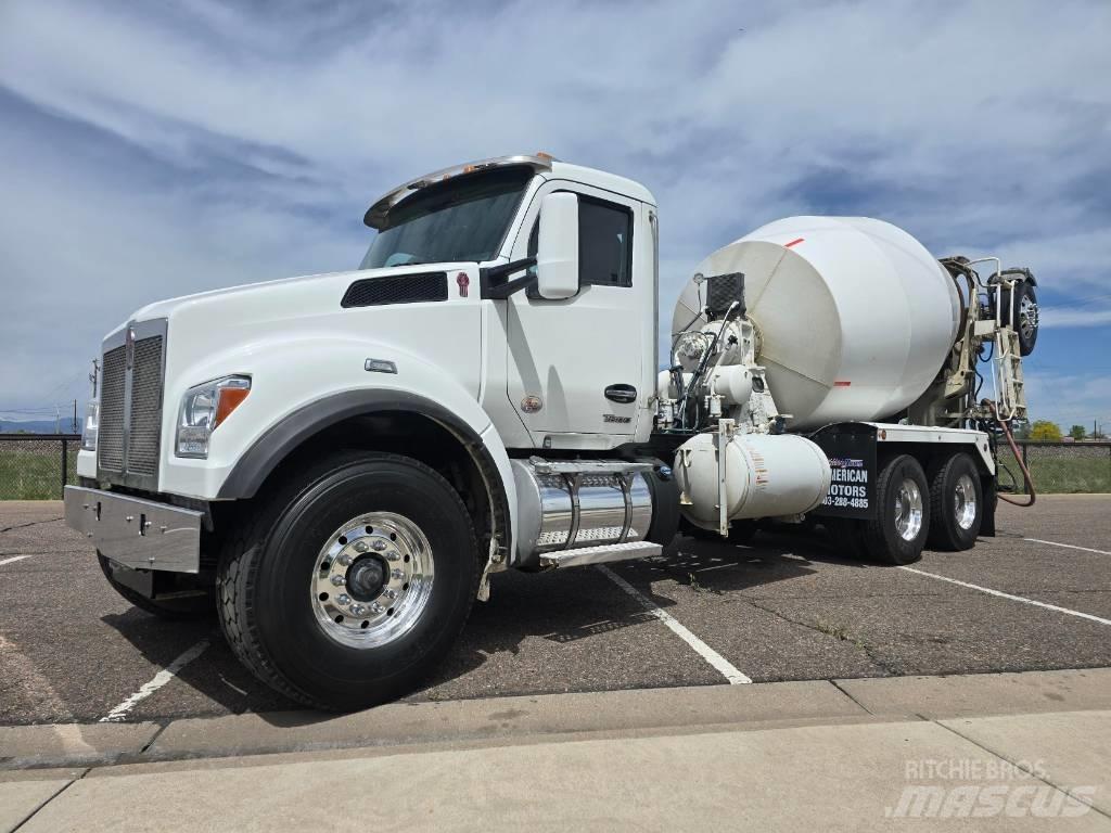 Kenworth T 880 Další