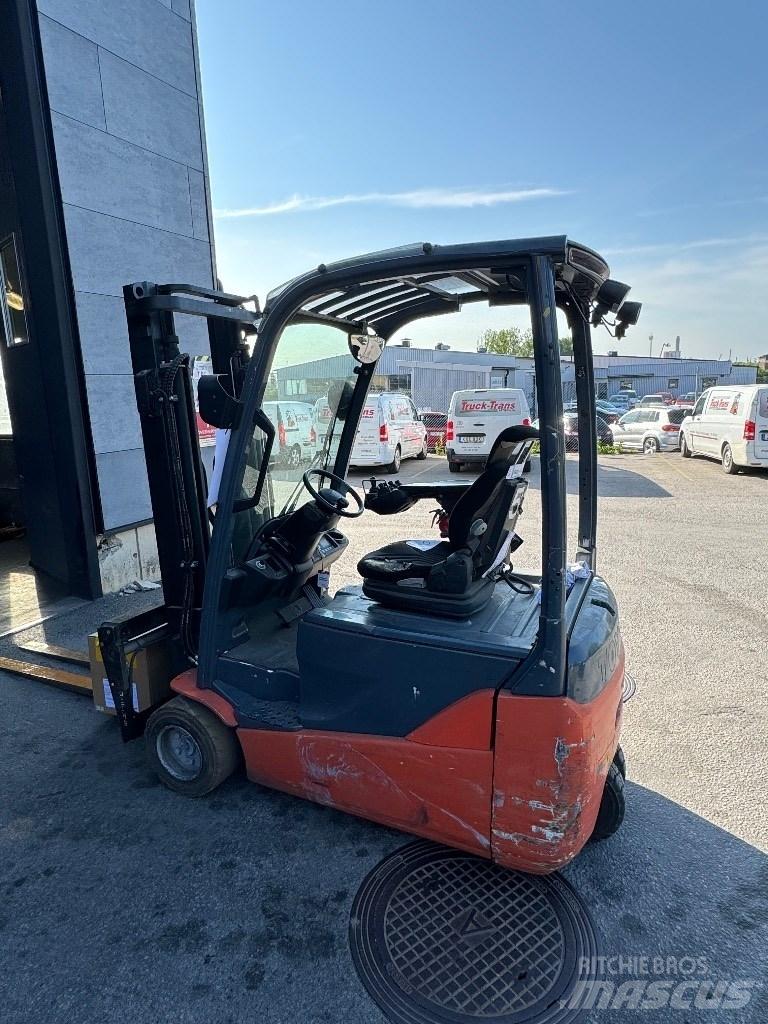 Toyota 8FBE20T Akumulátorové vozíky