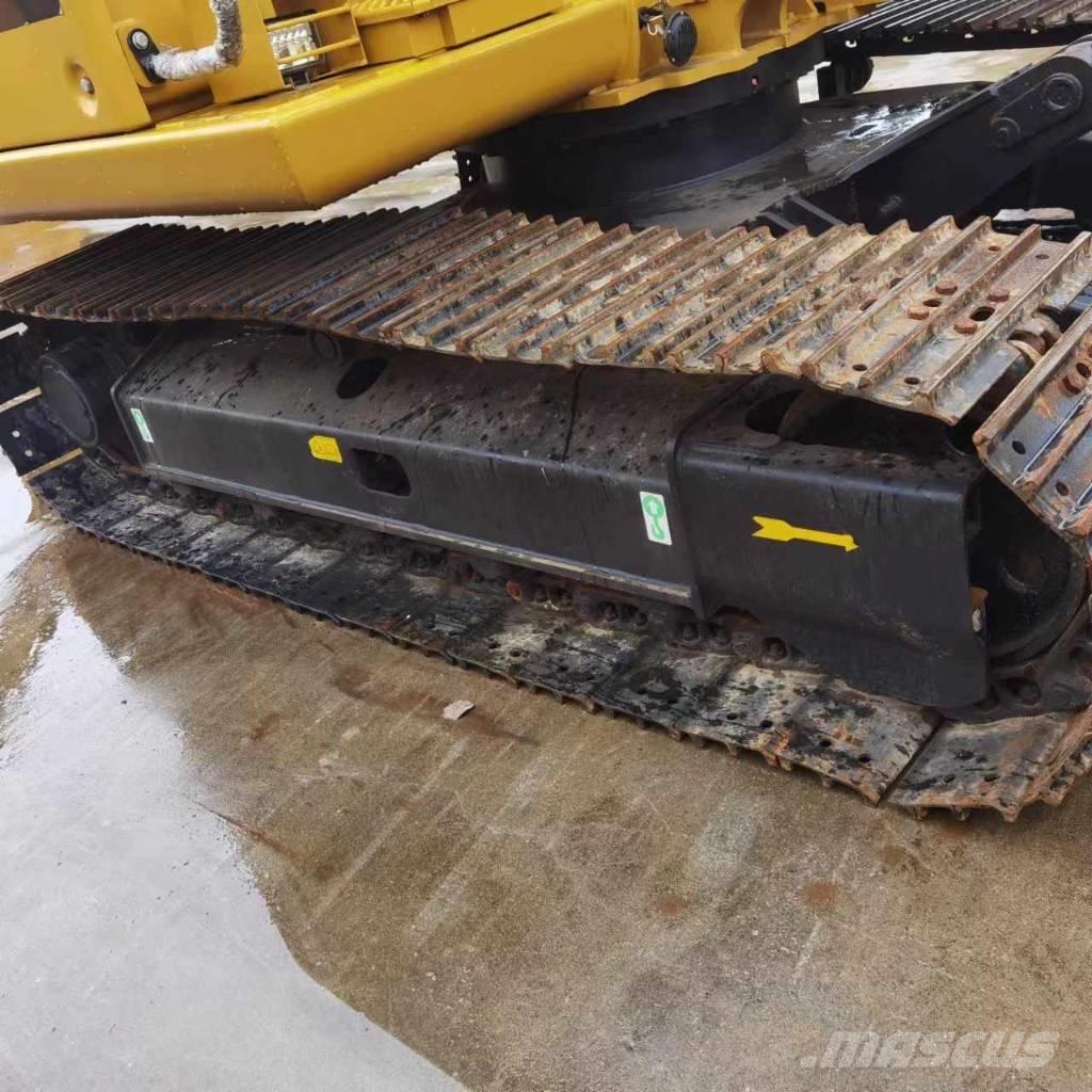 CAT 307E2 Mini rýpadla < 7t