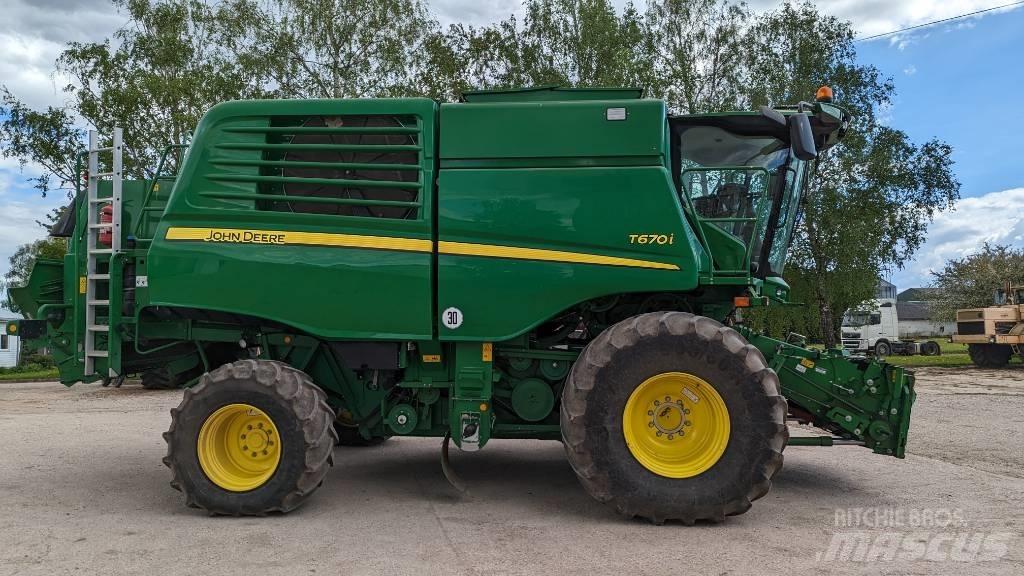 John Deere T 670 i Sklízecí mlátičky