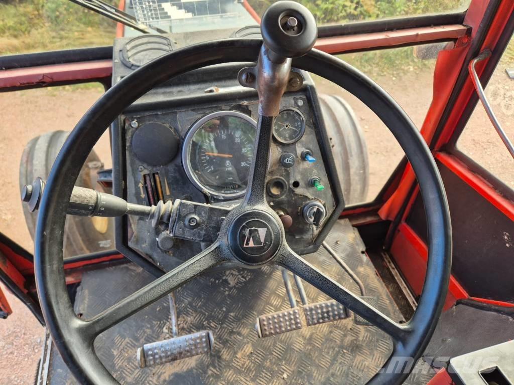 Valmet 805 Traktory