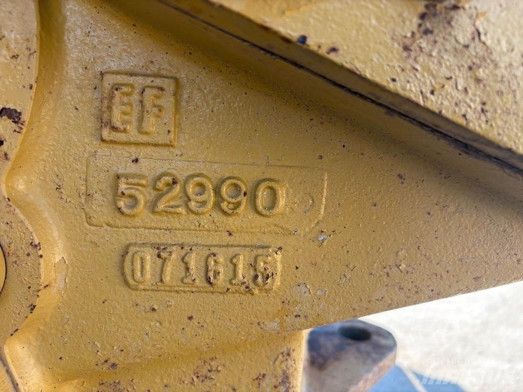 CAT D 6 T LGP VPAT Pásové dozery
