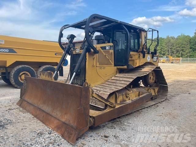 CAT D 6 T LGP Pásové dozery
