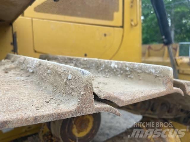 CAT D 6 T LGP Pásové dozery