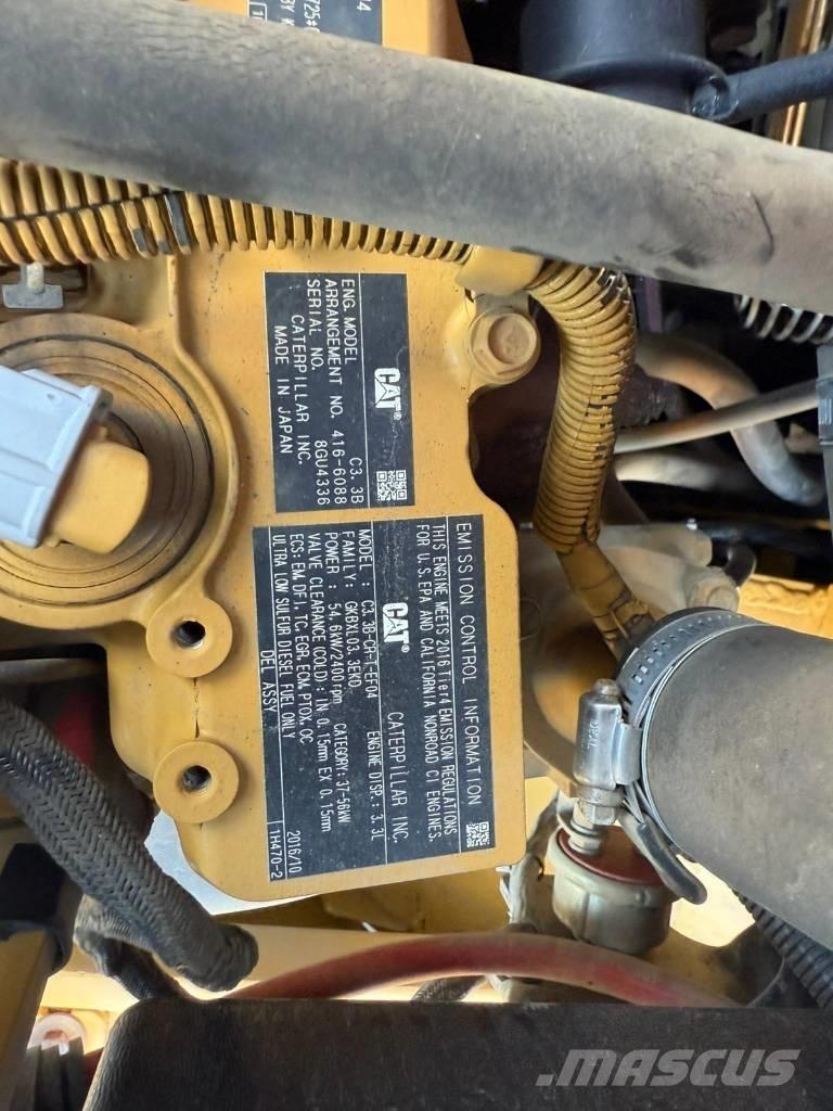 CAT 906M  1831h Kolové nakladače
