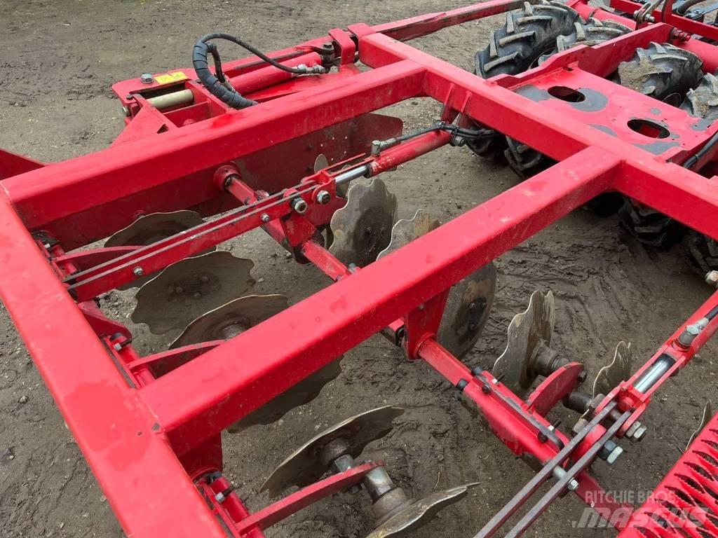 Horsch Pronto 6 DC Mechanické secí stroje