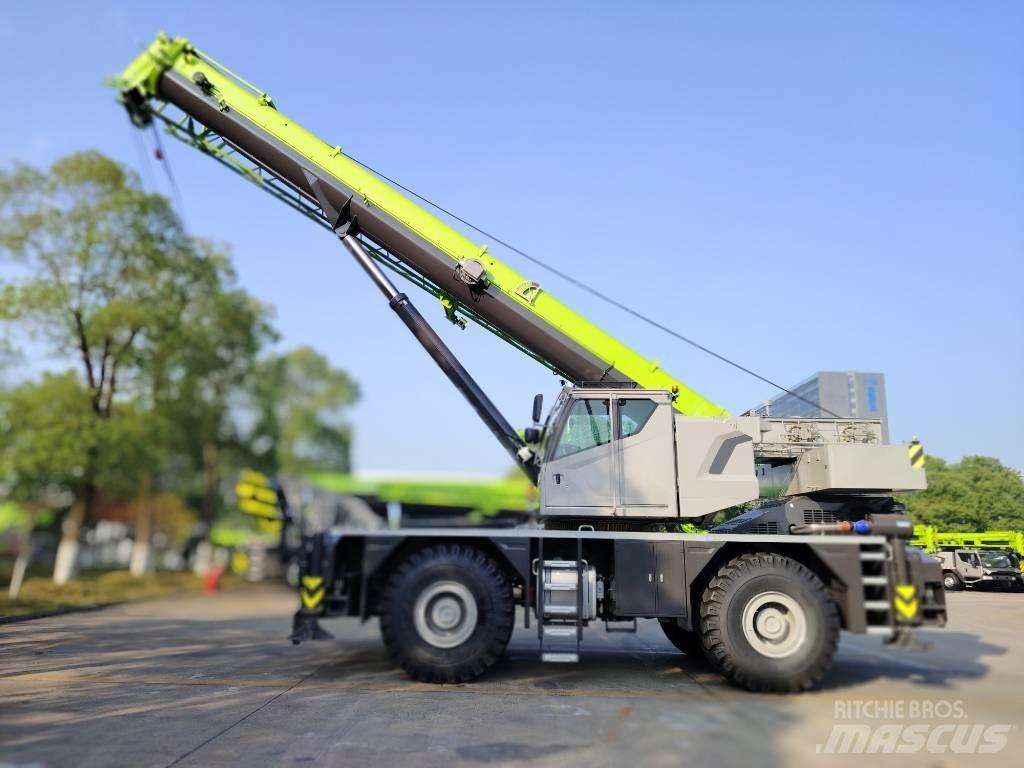 Zoomlion ZRT 600 Univerzální terénní jeřáby