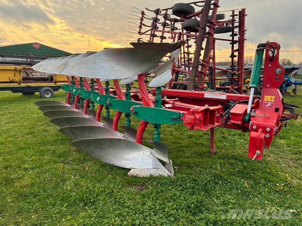 Kverneland 3400 Oboustranné pluhy