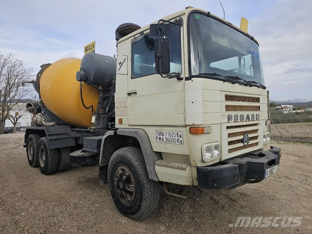 Pegaso 2323k Nákladní auta s čerpadly betonu