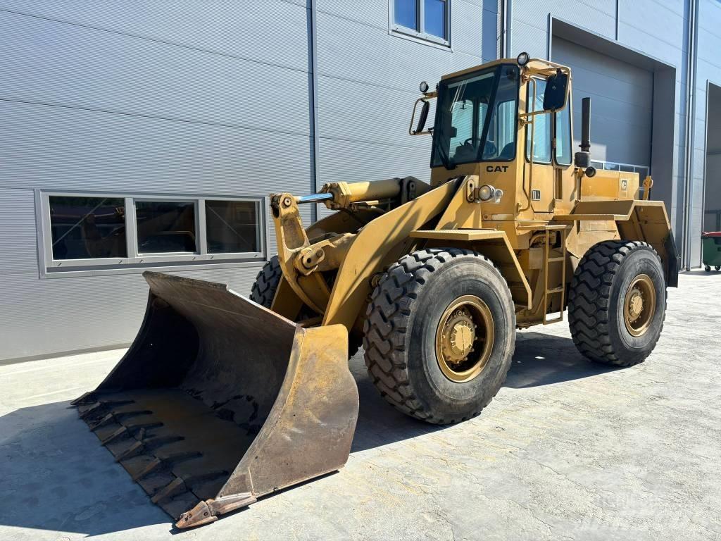 CAT 936 Kolové nakladače