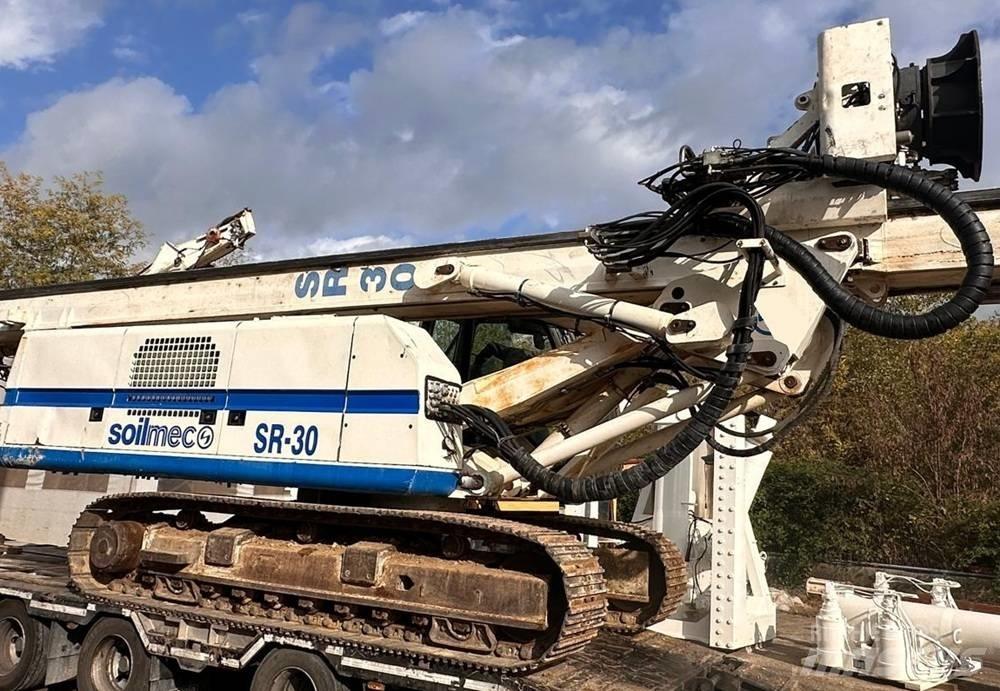 Soilmec SR30 Pilířové jeřáby
