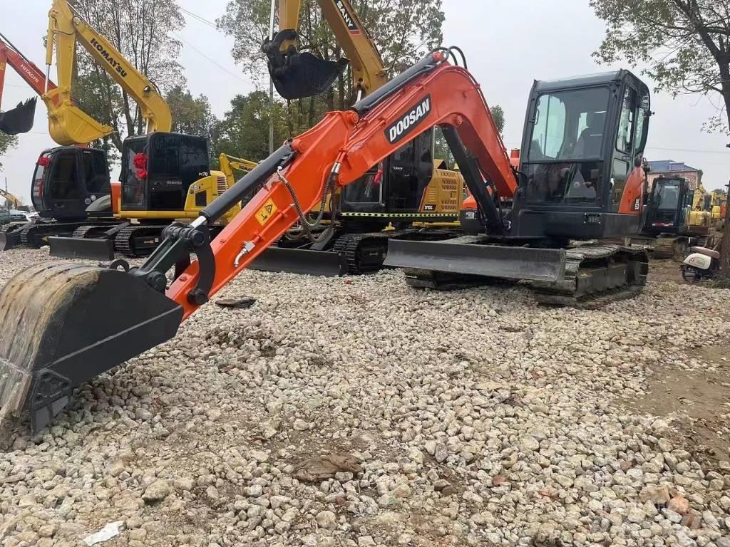 Doosan DX60 Mini rýpadla < 7t