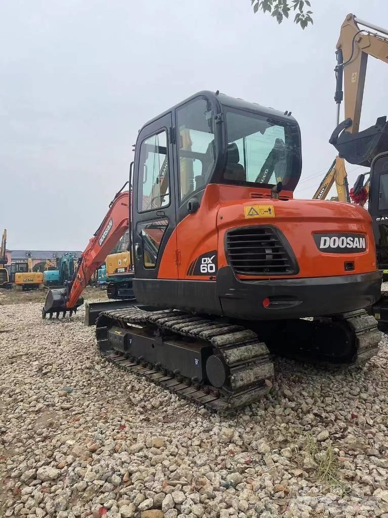 Doosan DX60 Mini rýpadla < 7t
