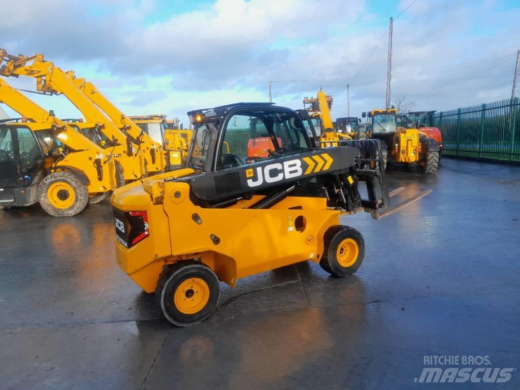 JCB 35-26D 4WD Dieselové vozíky