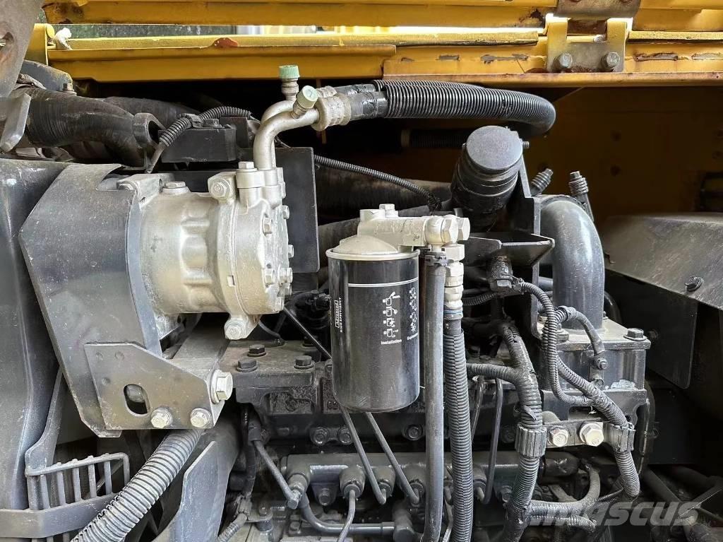 Komatsu PC70-8 Midi rýpadla 7t - 12t