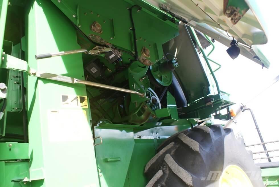 John Deere T 550 Sklízecí mlátičky