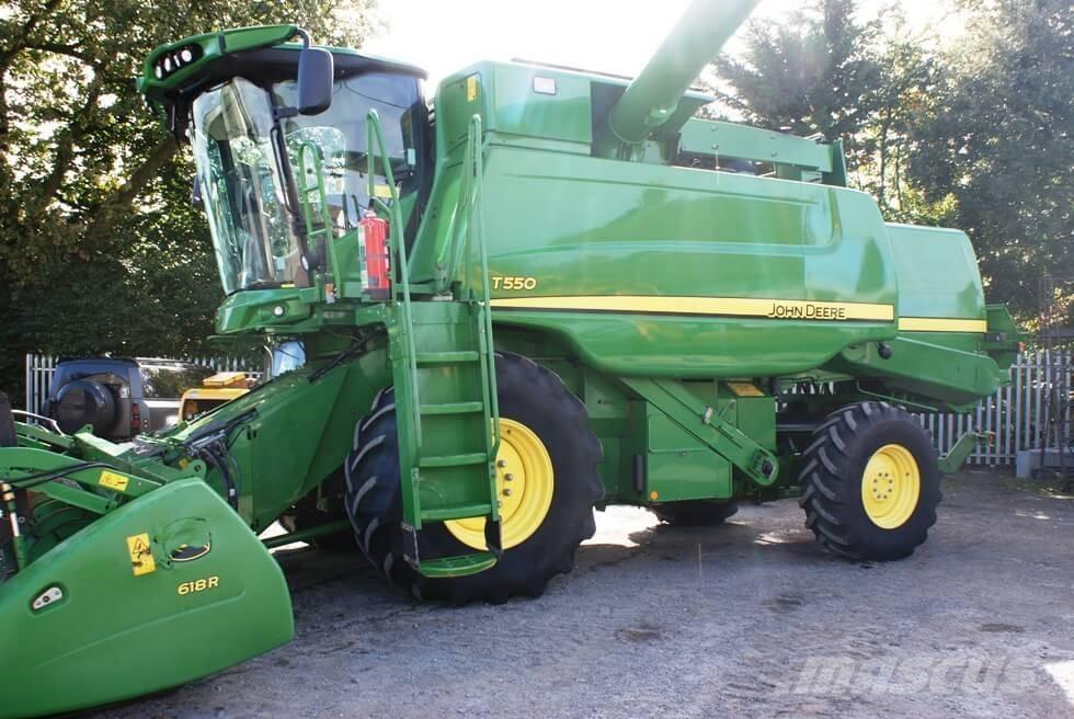 John Deere T 550 Sklízecí mlátičky