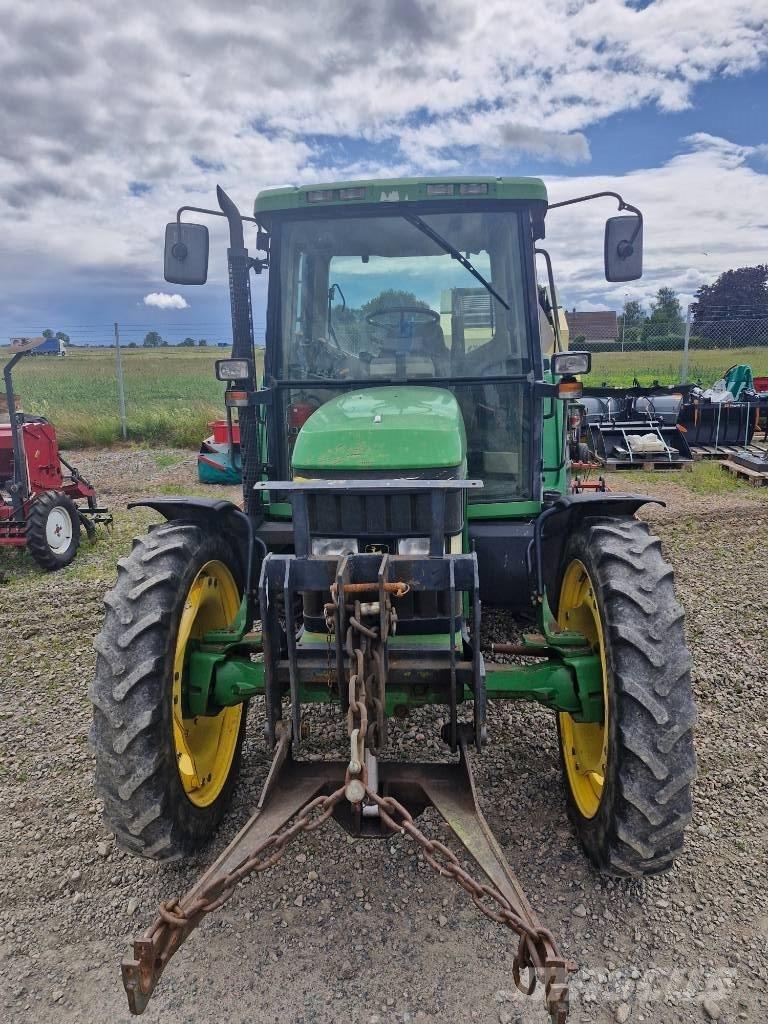 John Deere 6410 Traktory