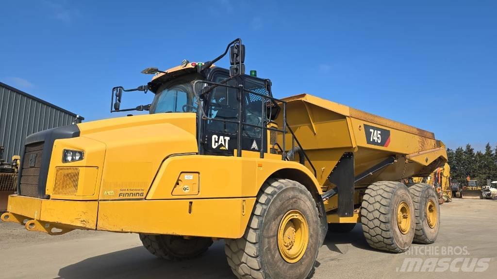 CAT 745 Kloubové dempry