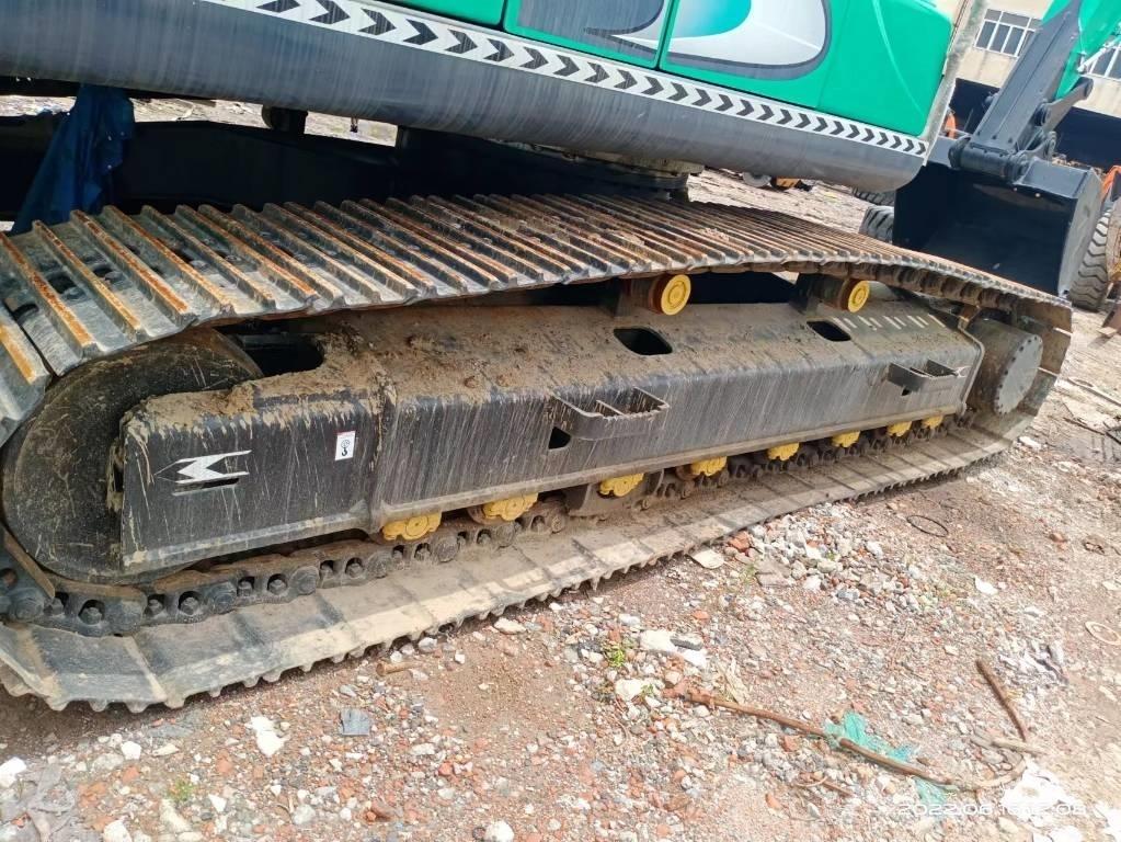 Kobelco SK 210 Pásová rýpadla