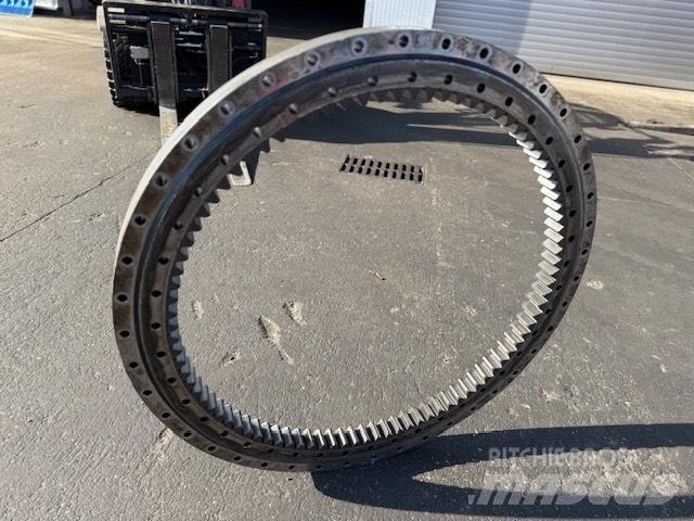Volvo EW 140 BEARING Převodovka