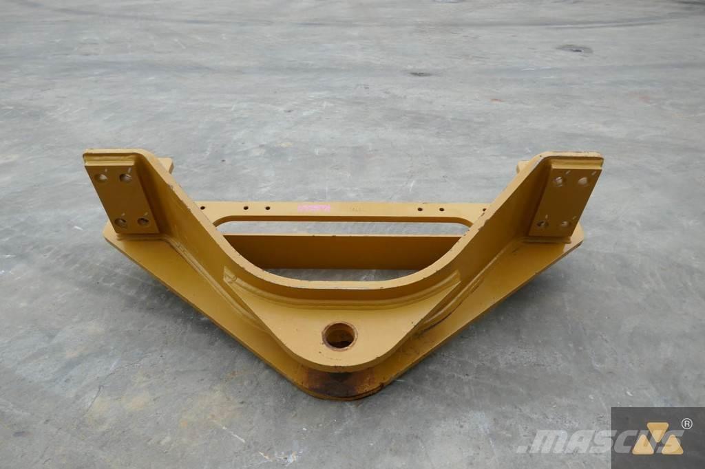 CAT 140M3 Drawbar Doprava – ostatní