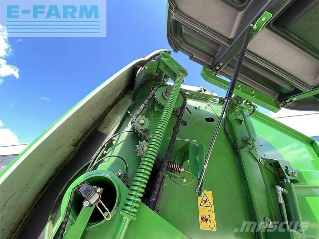 John Deere 864 Lis na hranaté balíky