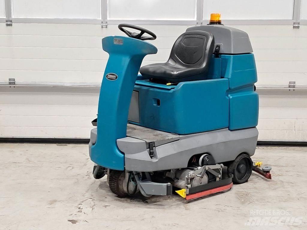 Tennant T7 Vnitřní zametací stroje