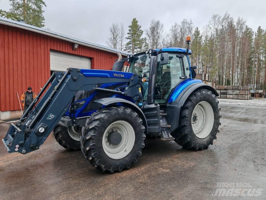 Valtra T 194 V Traktory