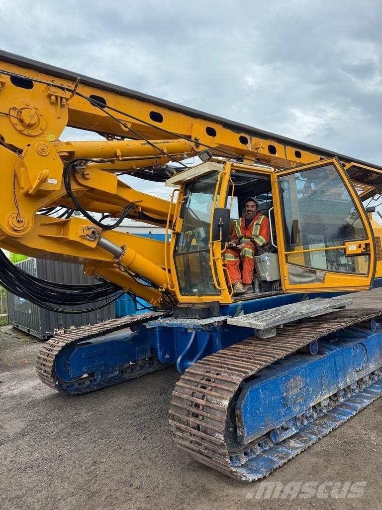 Bauer BG 24H Velké vrtací stroje