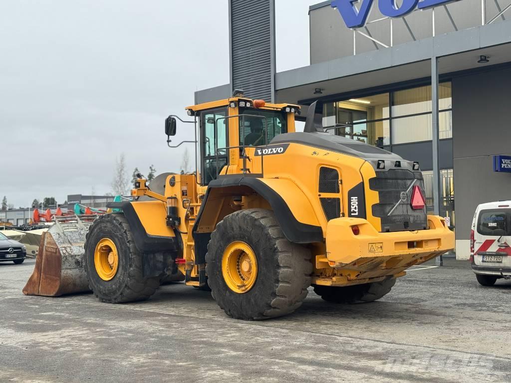 Volvo l 250 H Kolové nakladače