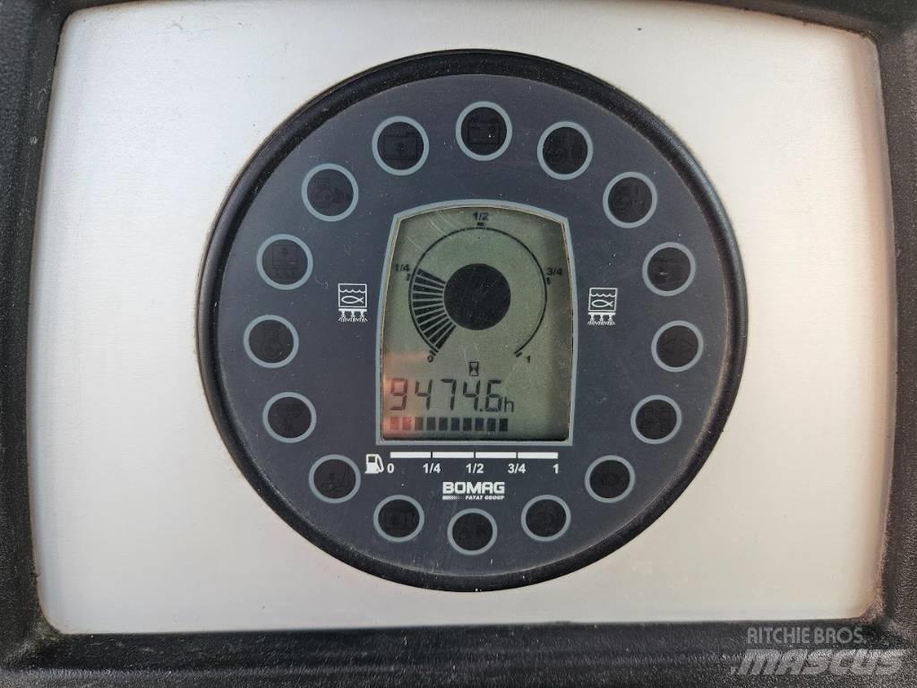 Bomag BW 174 A P-4 Tandemové válce