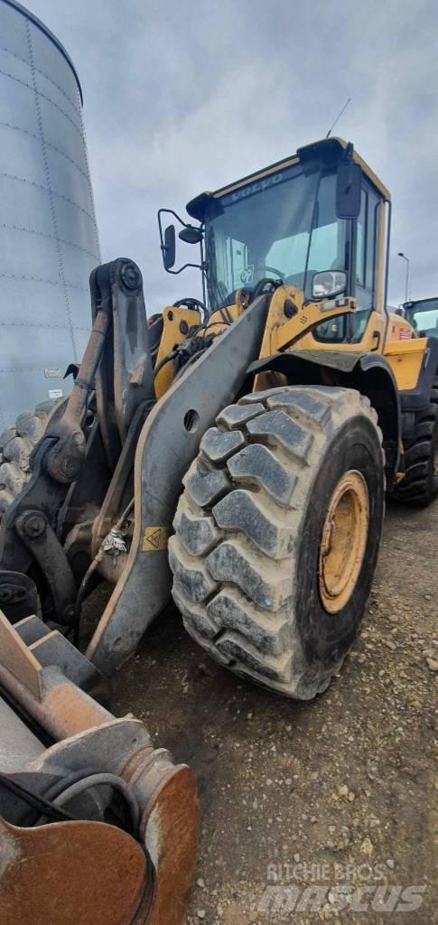 Volvo L110G Kolové nakladače