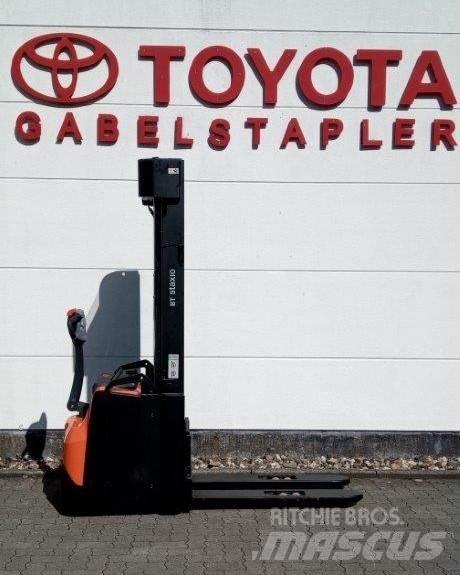 Toyota BT SWE145L Ručně vedené vysokozdvižné vozíky