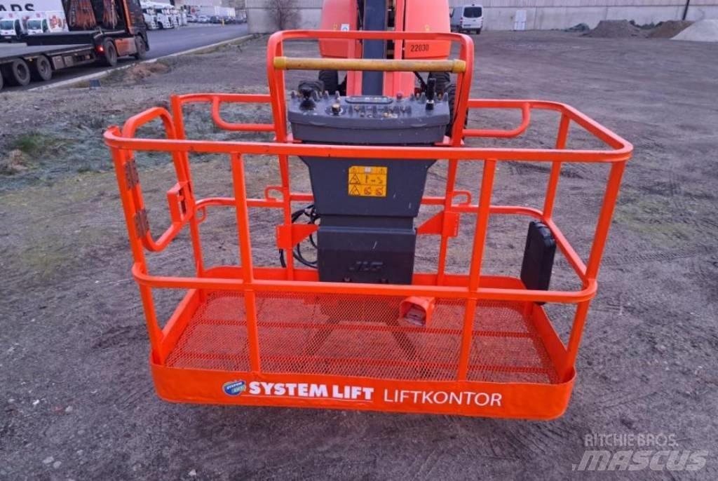 JLG 660 SJ - 340 kg Teleskopické plošiny