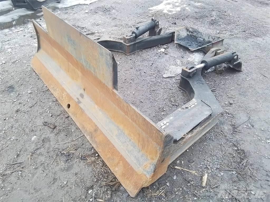 Komatsu 895 Další komponenty