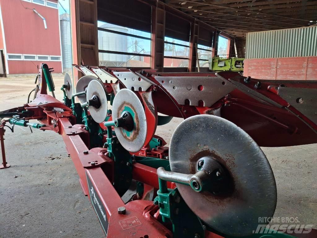 Kverneland ED85 Oboustranné pluhy