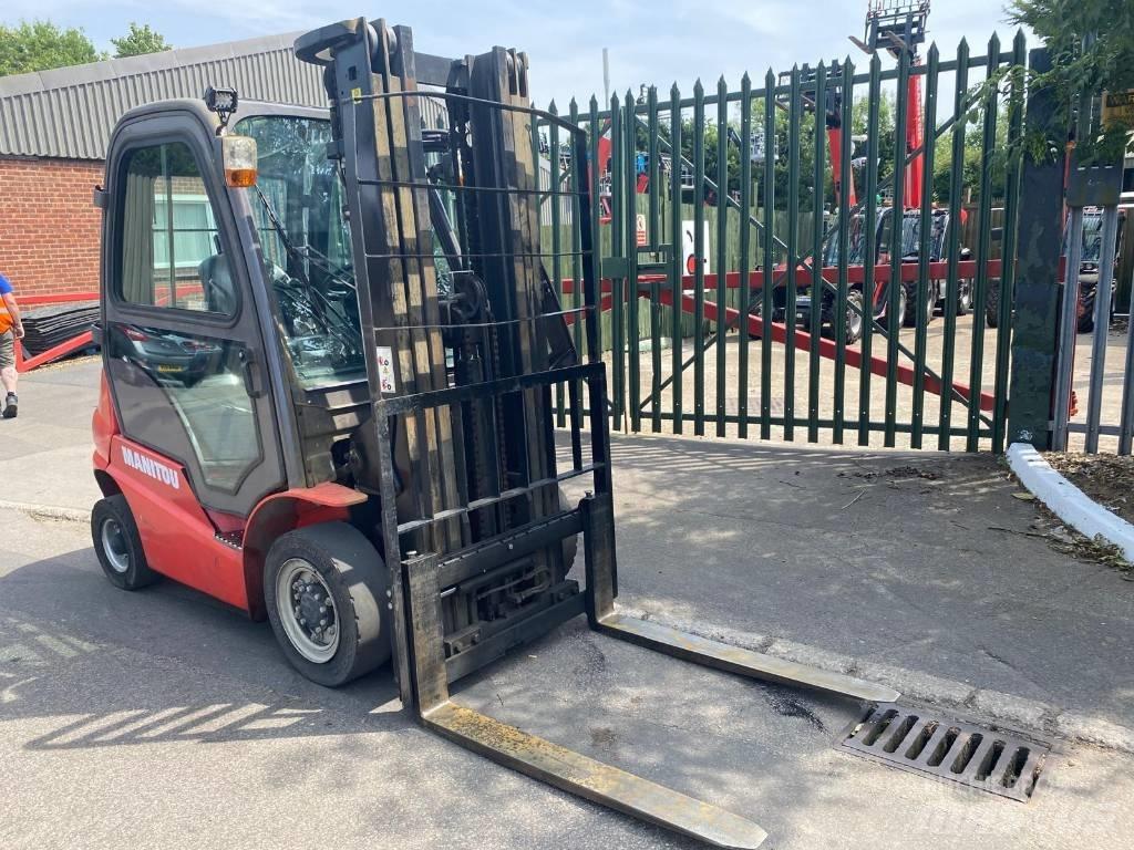 Manitou Mi25D Dieselové vozíky