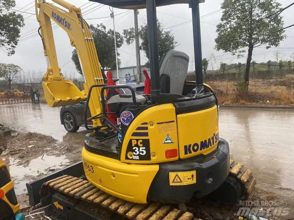 Komatsu PC 35 Pásová rýpadla
