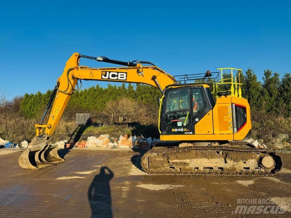 JCB 245 XR Pásová rýpadla