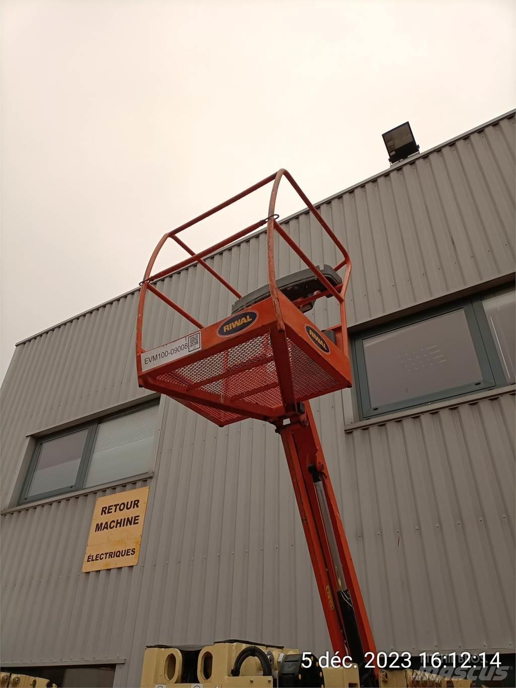 JLG T10E Další zvedače a plošiny