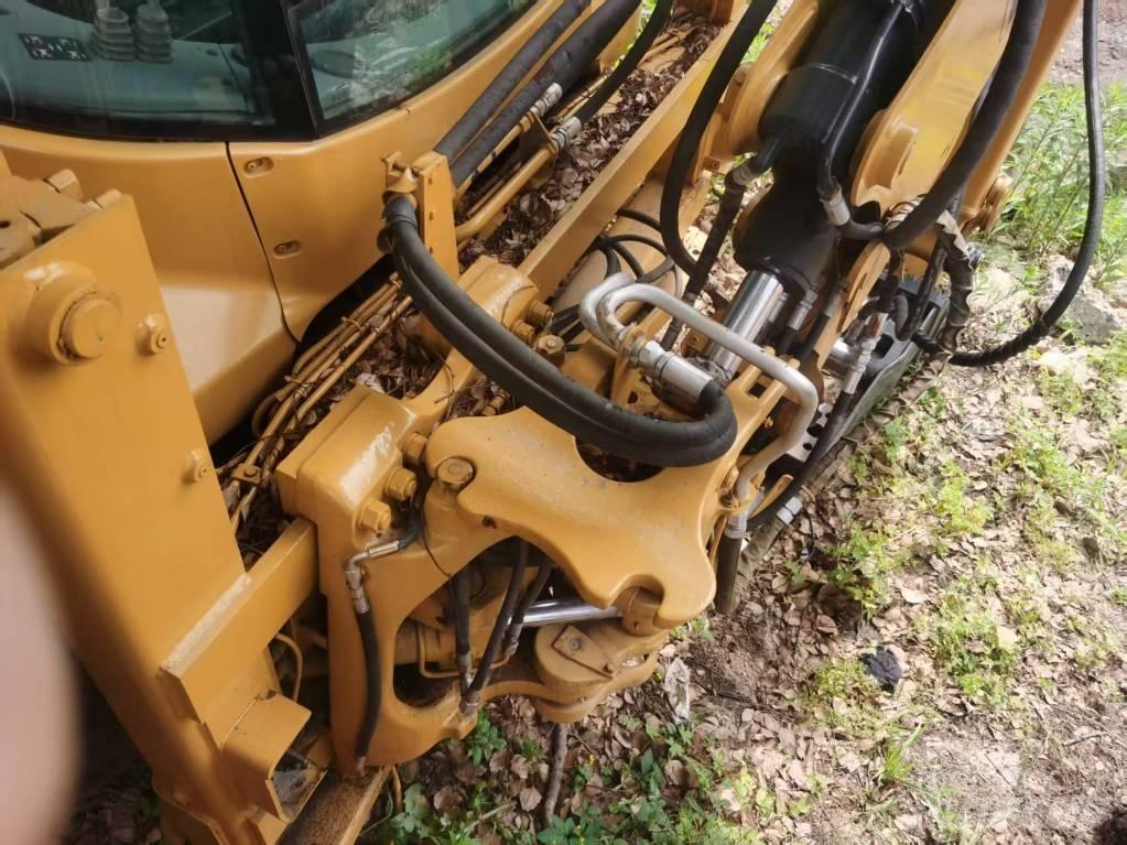 JCB 4 CX Rýpadlo-nakladače