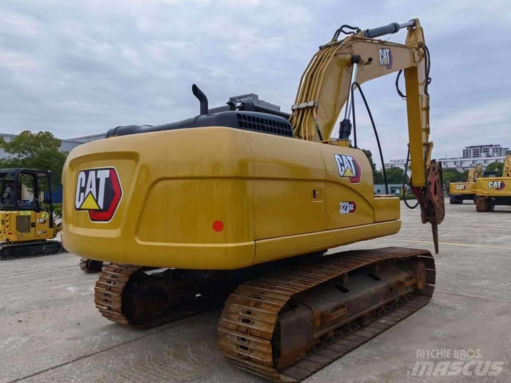 CAT CAT 323GX Pásová rýpadla
